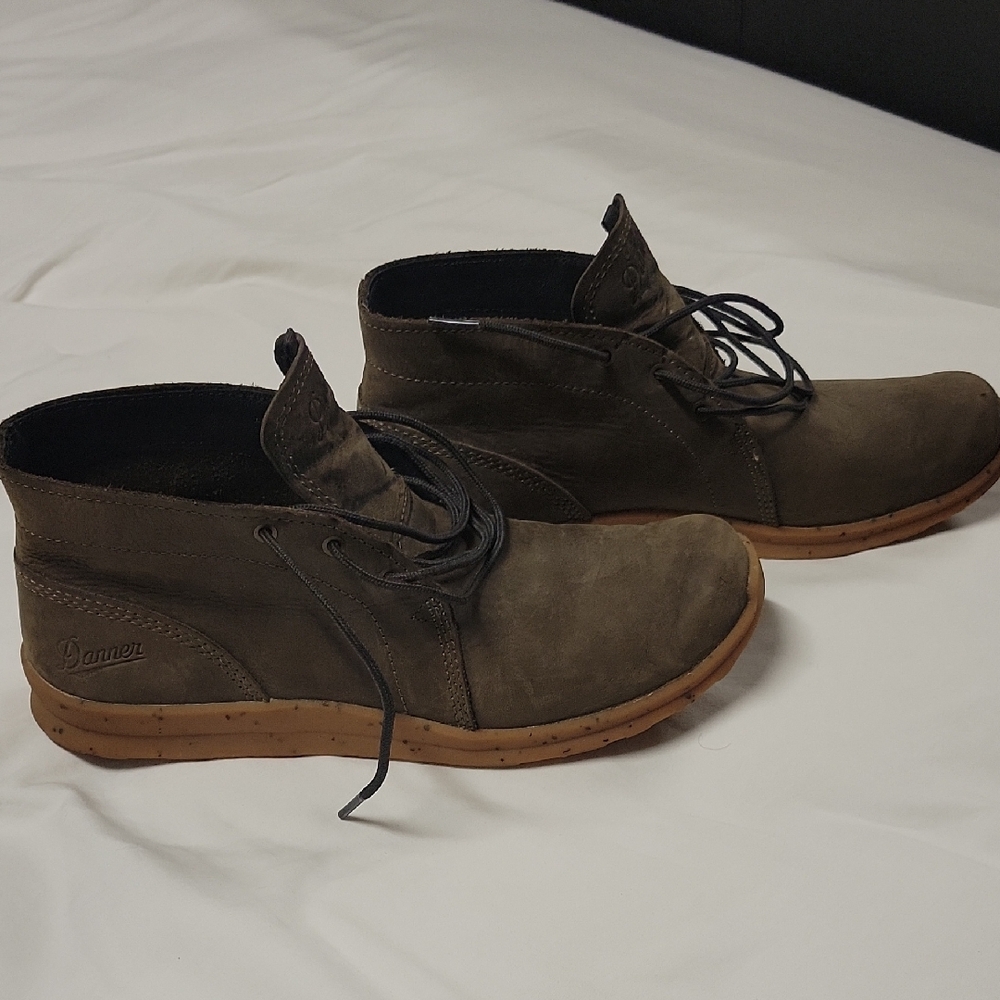 Danner Forest Chukka Boots